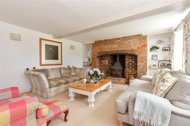 Thorncross Lane, Brighstone photo 4