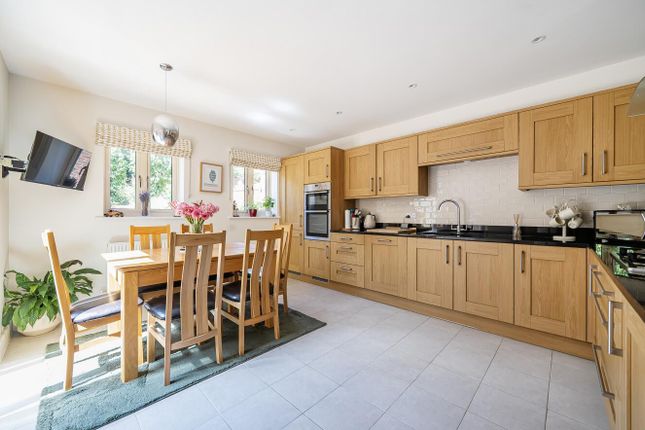 28, Dragonfly Way, Allbrook photo 3