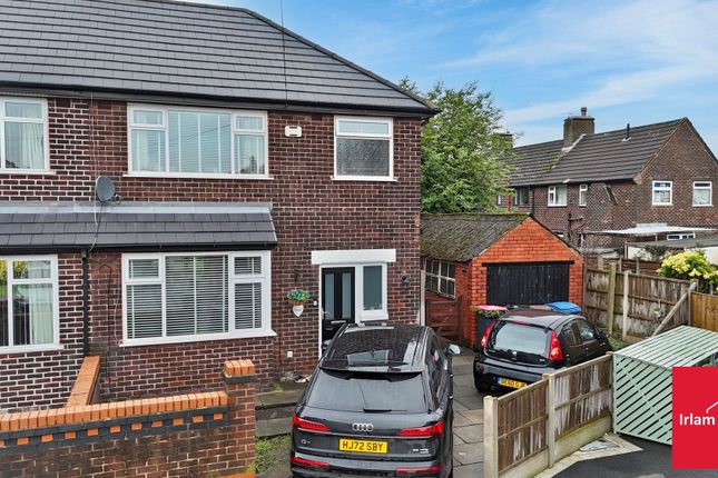 4 Rose Crescent, Manchester photo 2