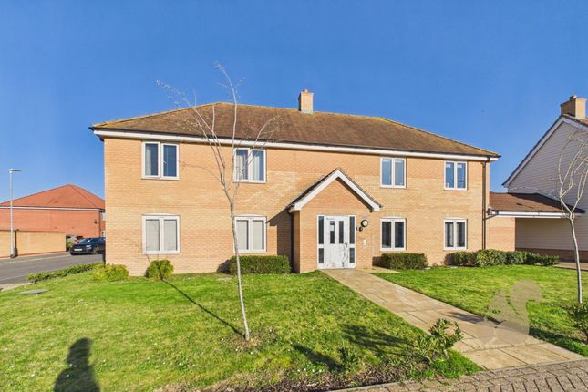 1-bed flat on 31 Pippin Way, Colchester, £76,000