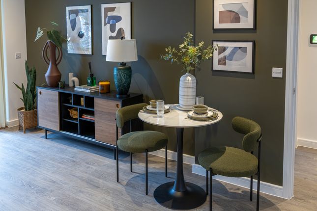 Cassia House, Bloomsbury Avenue, London photo 4