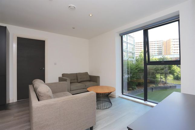 112B Downtown, 9 Woden Street, Salford photo 4