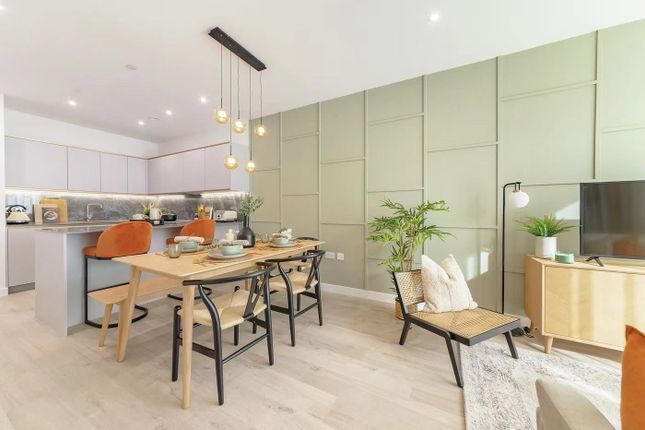 3-bed house on 4, Springpark Drive, London, £1,395,000