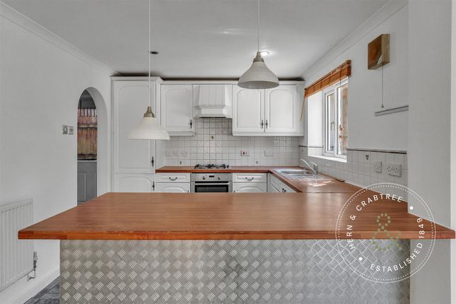 12, Peppermint Drive, Cardiff photo 3