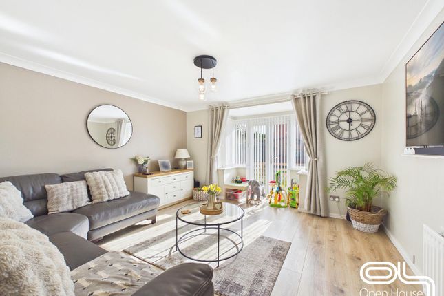2, Searle Avenue, Stafford photo 3