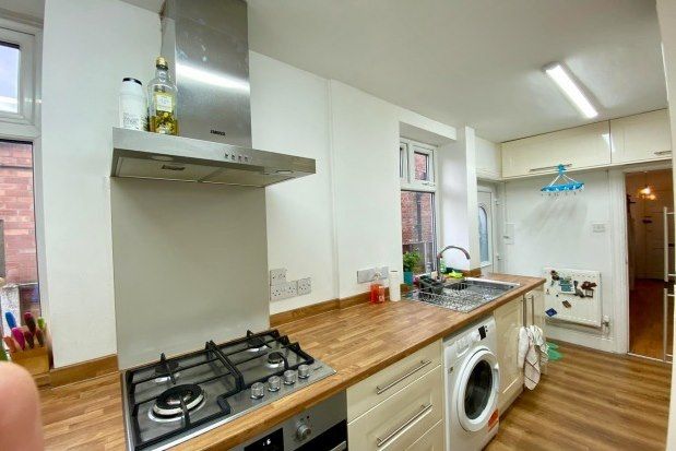 Thumbnail Property to rent in Ashdene Road, Withington, Manchester