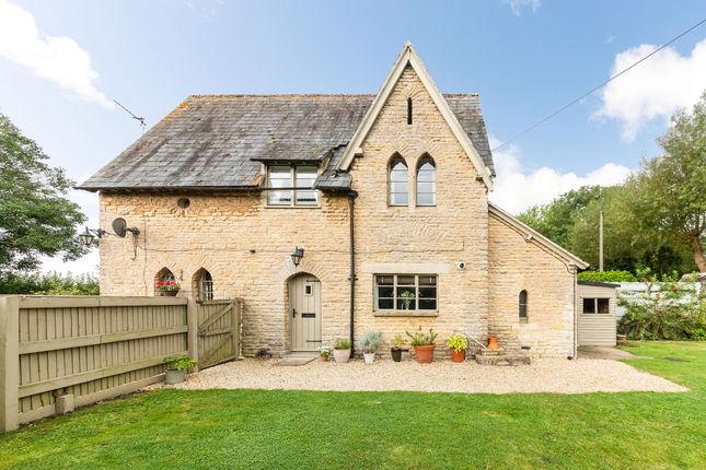 Thumbnail Semi-detached house for sale in Bampton Road, Black Bourton