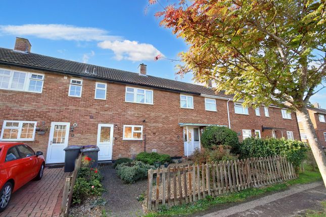 Terraced house for sale in Gaunts Way, Letchworth Garden City