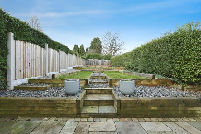 10, Poplar Avenue, Sheffield photo 4