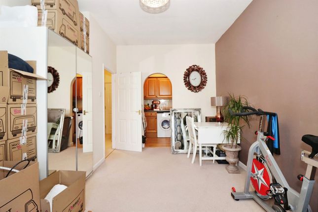 Flat for sale in Albert Grove South, St. George, Bristol