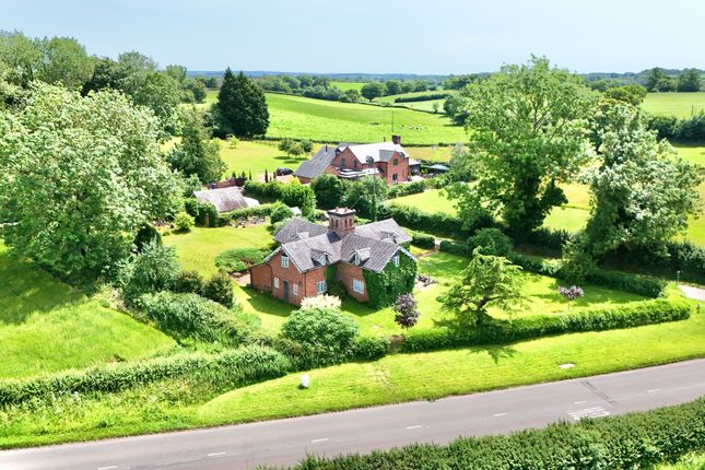 Cross Cottage, Stafford photo 4
