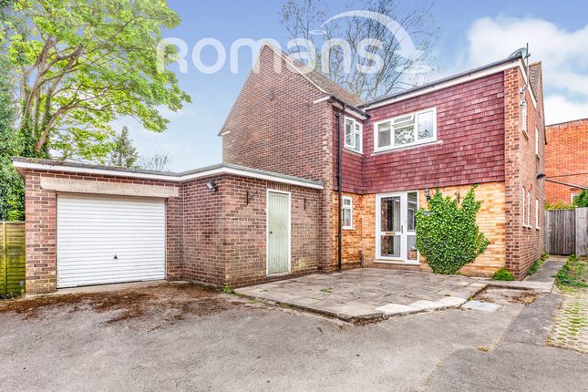 Thumbnail Detached house to rent in Austenwood Lane, Chalfont St. Peter, Gerrards Cross