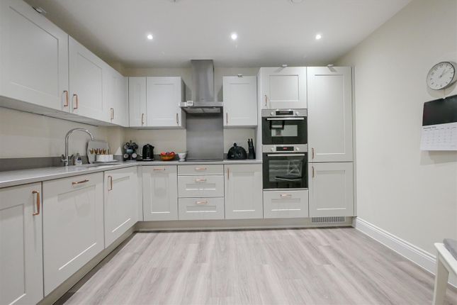 9, Hampdens Way, Watlington photo 4