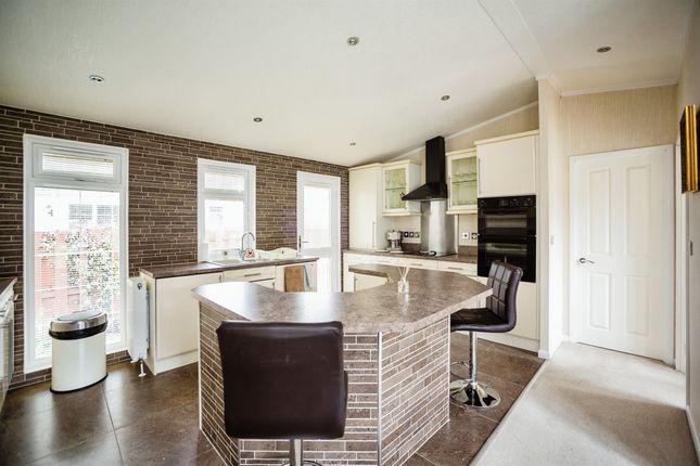 5, Capel Gardens, Ashford photo 3