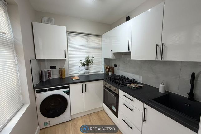 Woodford Green photo 5
