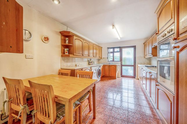 1, Heightington Place, Stourport-On-Severn photo 2