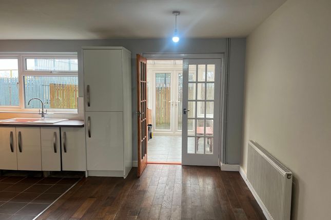 79 Kelsey Gardens, Doncaster photo 4
