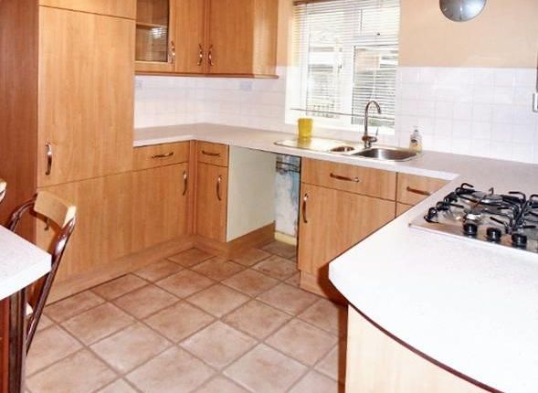 Thumbnail Semi-detached house to rent in Goldthorn Road, Kidderminster