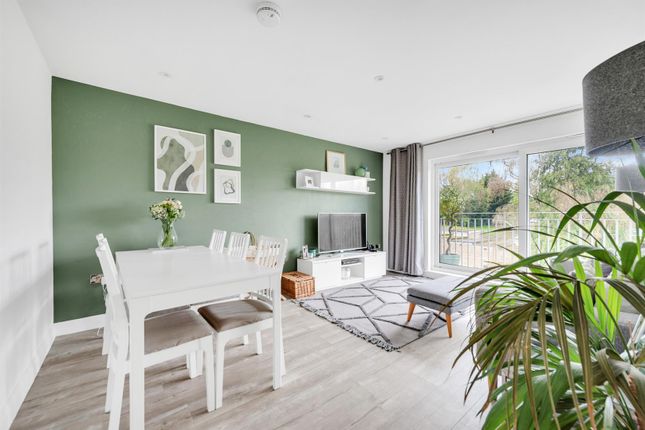 Flat for sale in Park Hill Road, Shortlands, Bromley