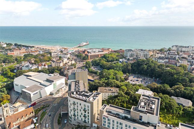Flat for sale in Terrace Road, Bournemouth, Dorset