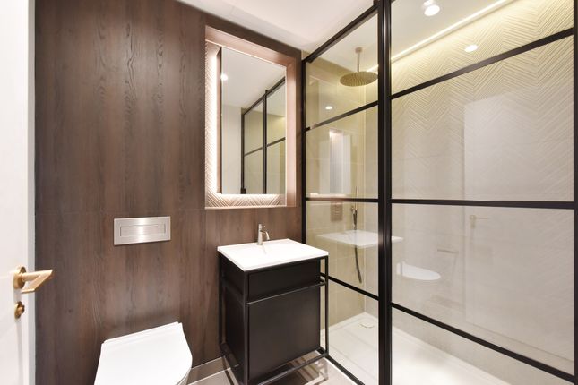 Flat for sale in 101 Cleveland Street, Fitzrovia, London, Greater London