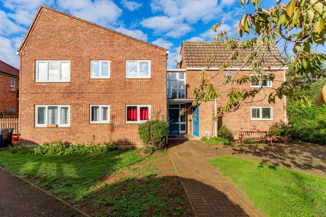 2-bed flat on 3 Orchard Court Methuen Avenue, King's Lynn, £900/mo