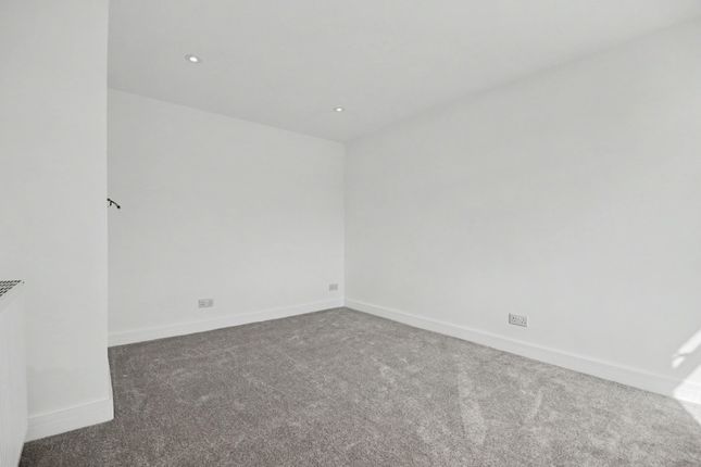 13, Minerva Terrace, Greenock photo 4