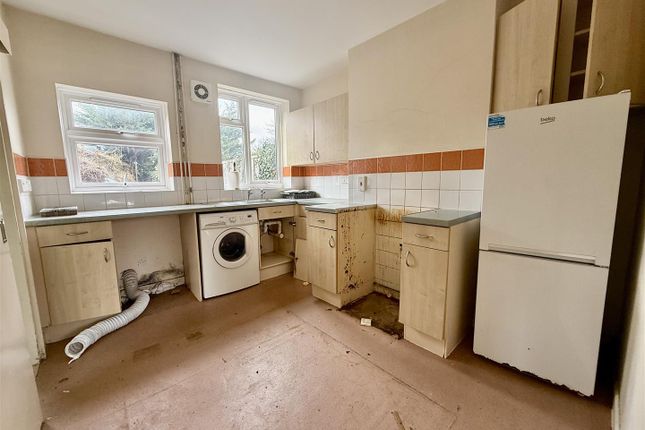 1, Studley Rise, Trowbridge photo 4