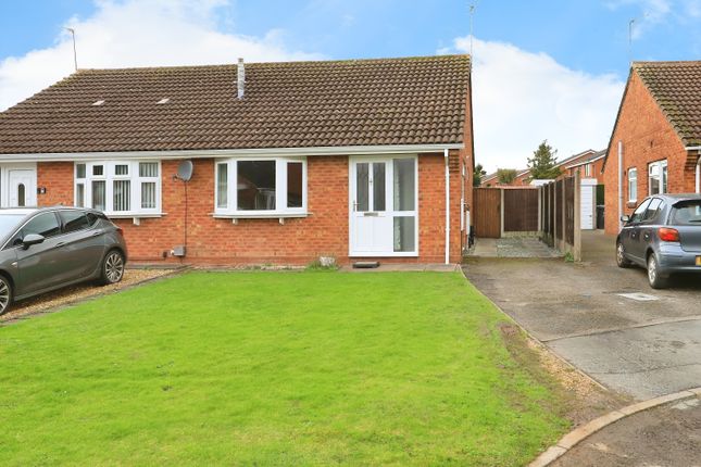 Bungalow for sale in Kelso Gardens, Perton Wolverhampton, Staffordshire