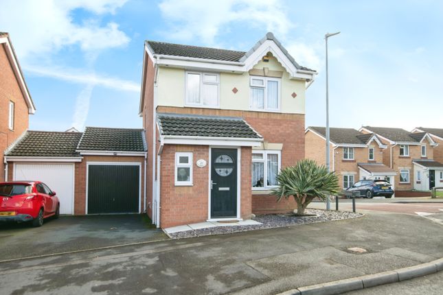 Thumbnail Detached house for sale in Brades Rise, Oldbury