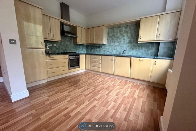 Apartment, Hartshaw Moorgate Road, Rotherham photo 4
