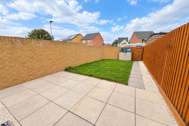 5, Town Farm Road, Newent photo 2