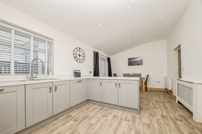 278, Sheldrake Drive, Ipswich photo 4