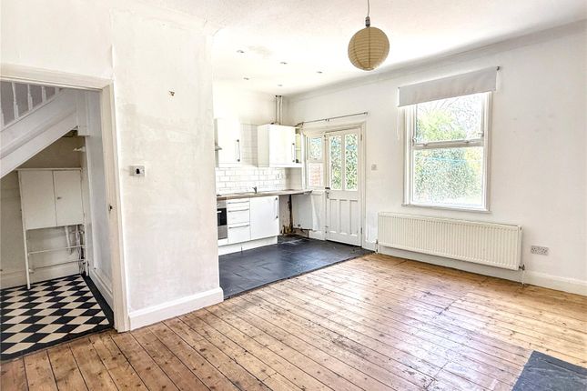 96, Victoria Road, Barnet photo 3