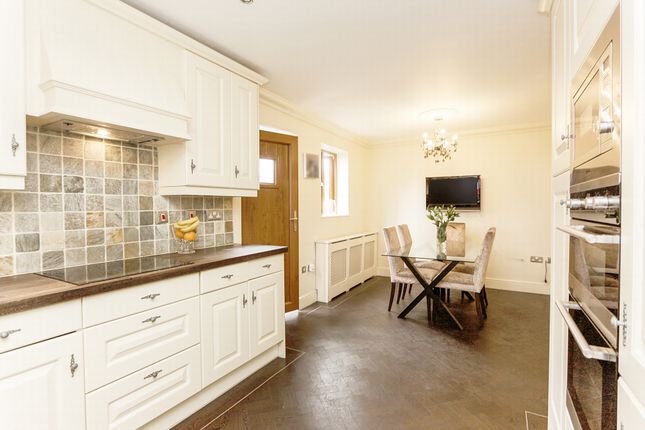 Detached house for sale in Gravel Lane, Chigwelll