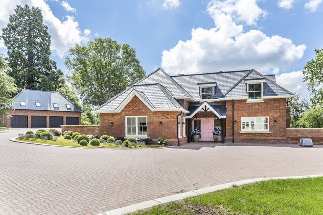 Thumbnail Detached house for sale in Leggatts Park, Great North Road, Hertfordshire