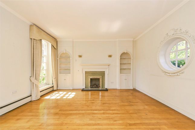 7, Hillcrest Road, London photo 4