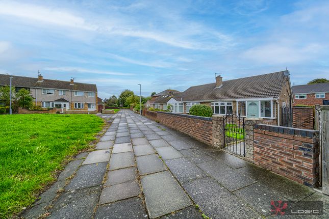 11, Lunar Drive, Netherton photo 2