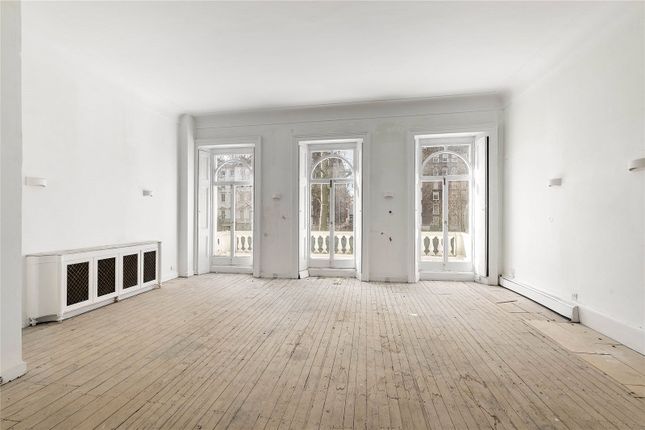 Thumbnail Terraced house for sale in Lowndes Square, London
