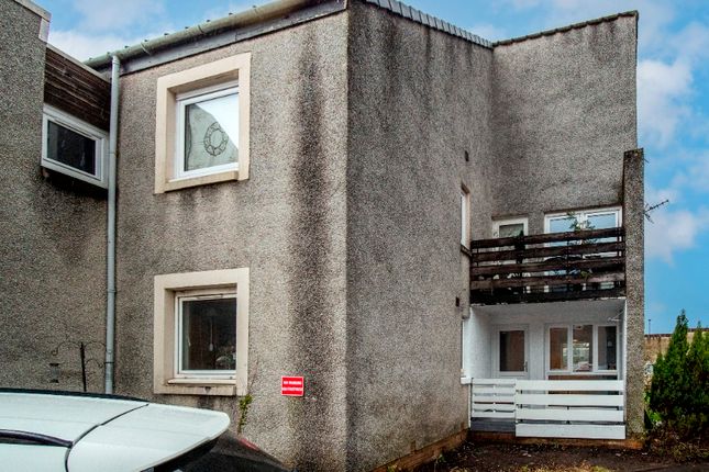 Thumbnail Flat to rent in Lennox Avenue, Milngavie, East Dunbartonshire