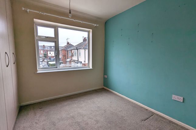 27, Rosedale Gardens, Sheffield photo 5