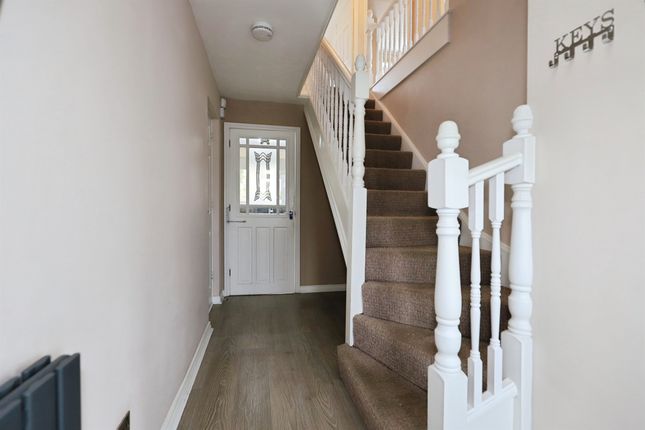 102, Weston Drive, Bilston photo 2