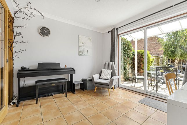 73, Appleford Drive, Abingdon photo 4