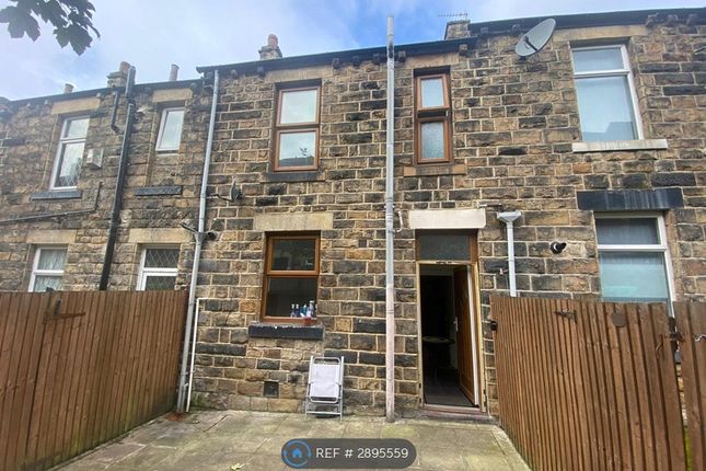 Stonehyrst Avenue, Dewsbury photo 3