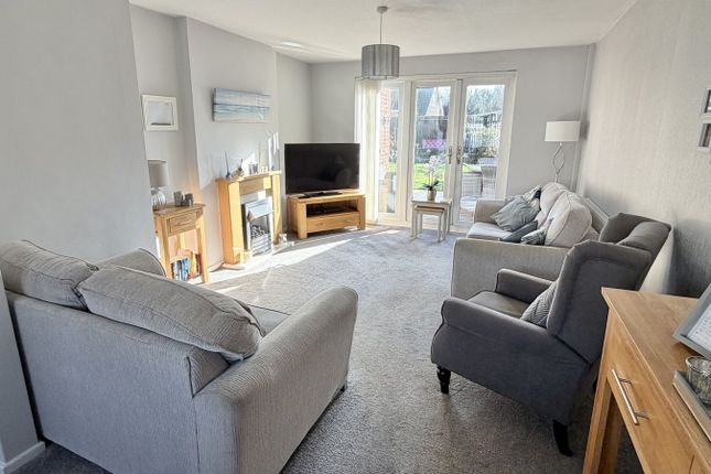 5, Chartwell, FRIMLEY GREEN photo 4