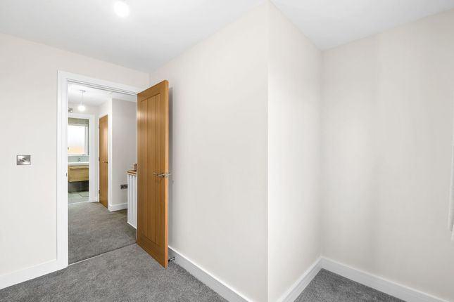 Town house for sale in 10 Yew Tree Close, Woodlands Ridge, Ranskill