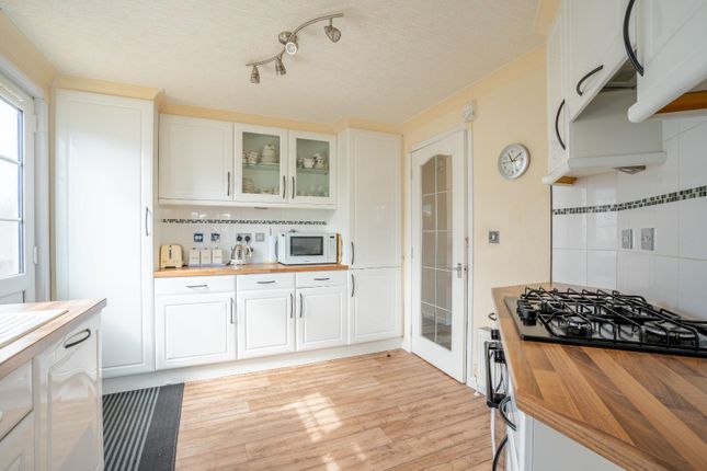 13, Swanlow Drive, York photo 3