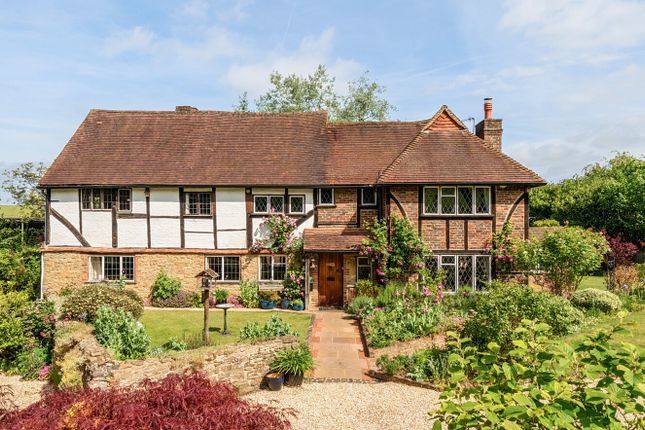 Upper Unstead Farmhouse,, Unstead Lane, Guildford photo 2