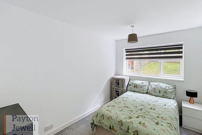 47 Upper Adare Street, Bridgend photo 4
