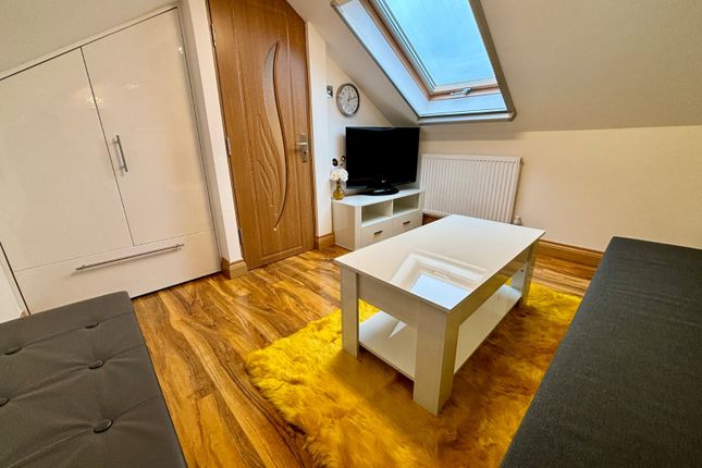 End terrace house to rent in Star Lane, London